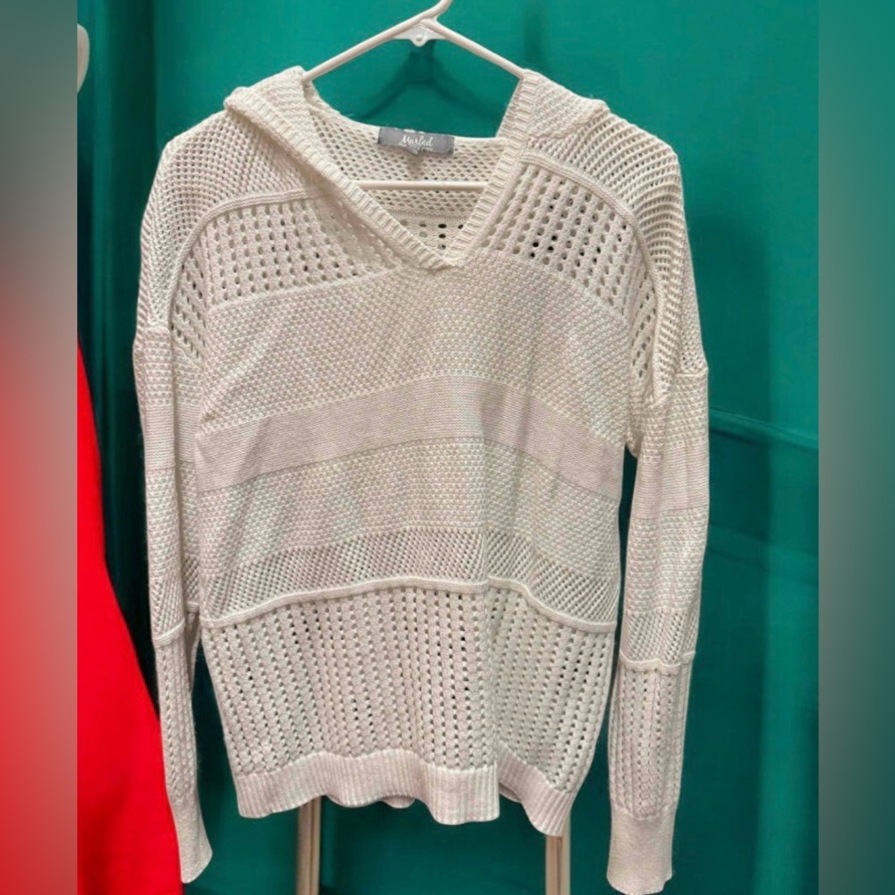 Marled Cream V-Neck KNIT Sweater LARGE